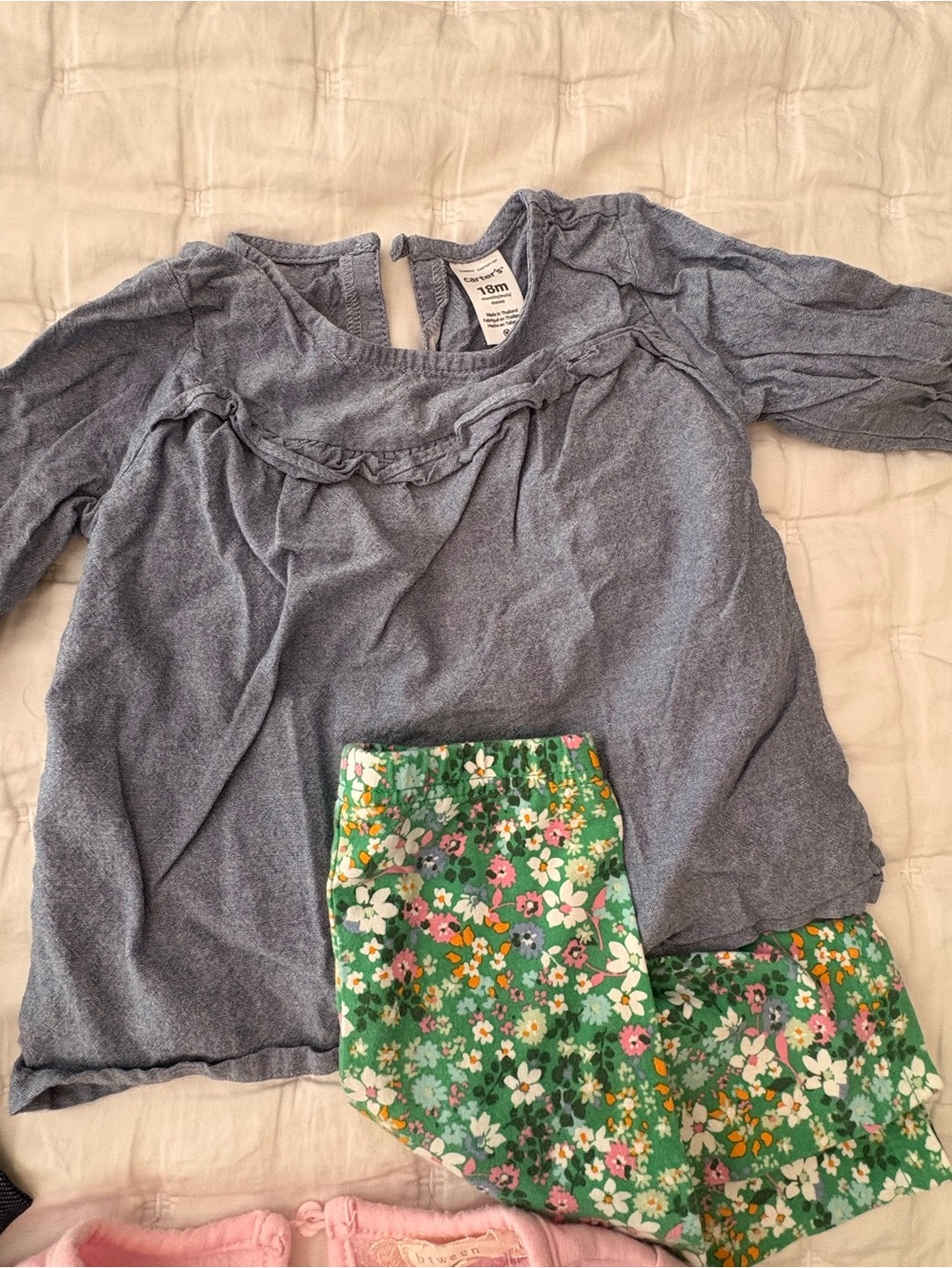 18-month girl's bundle - Picture 5 of 9